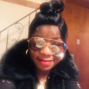 Meet your Posher, Jonnet